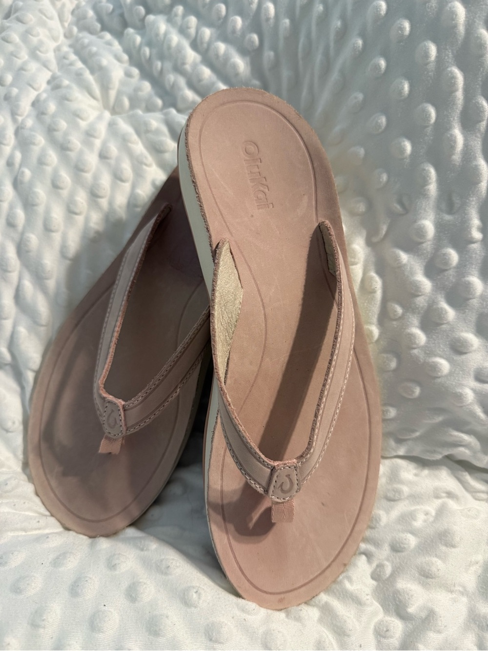 Olukai sandals pink